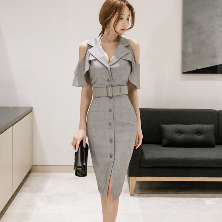 オープンショルダーフロントボタンワンピース