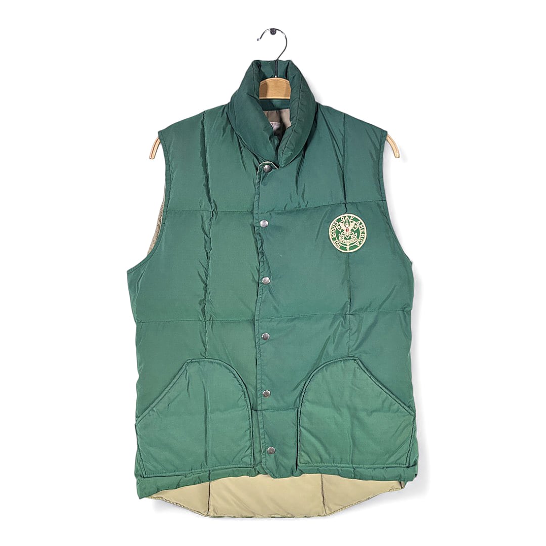 S | ヤング衣料店