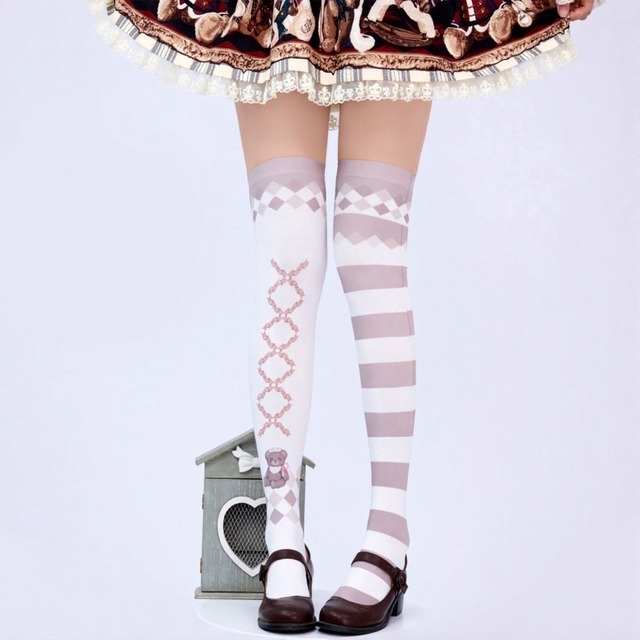 アシンメトリーくま縞ニーハイ