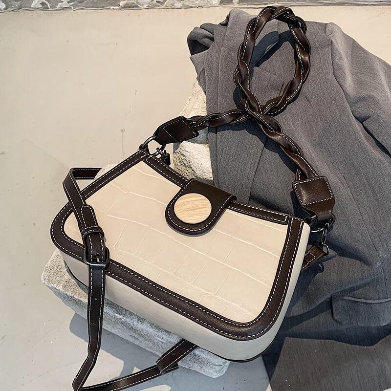 アンダーアームバッグメススモールバッグ2020新しいトレンディなネットレッドレトロショルダーバッグニッチデザインワイルドインメッセンジャーバッグ Tiancai_Wing_Bag21447239513