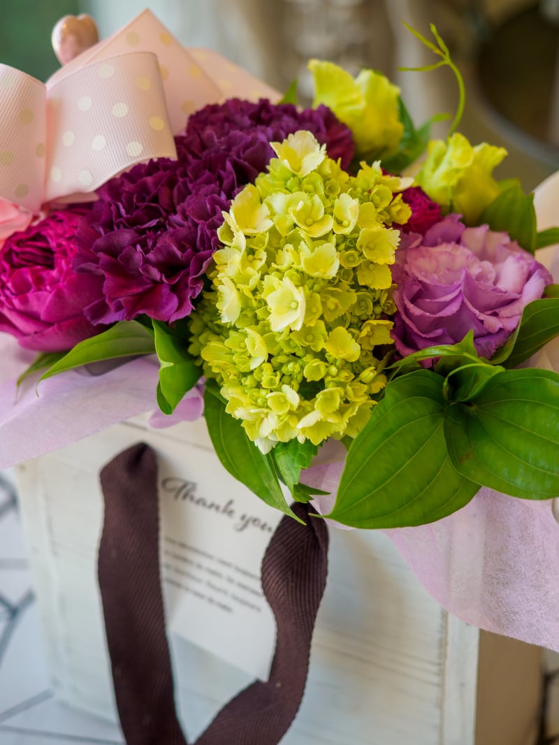 【ご予約受付中】SOSHの母の日アレンジメント(生花・ラベンダー系)