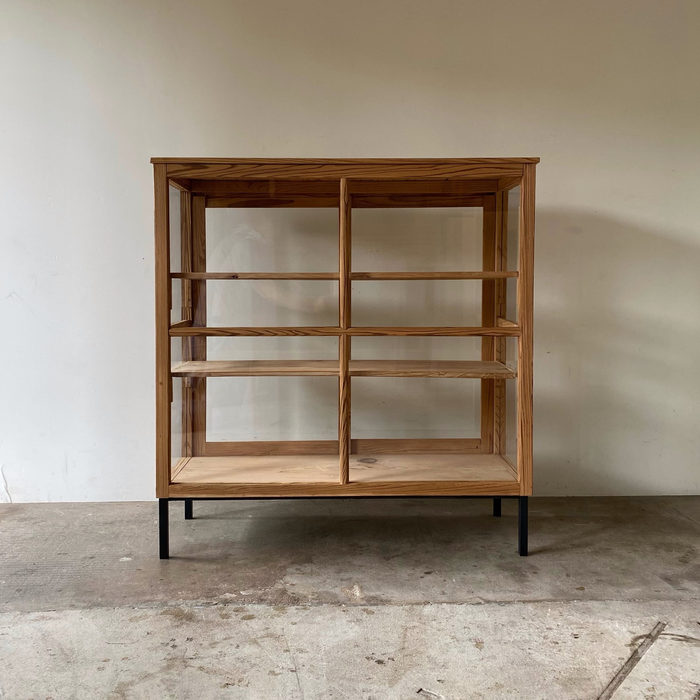 ガラスのショーケース　0932