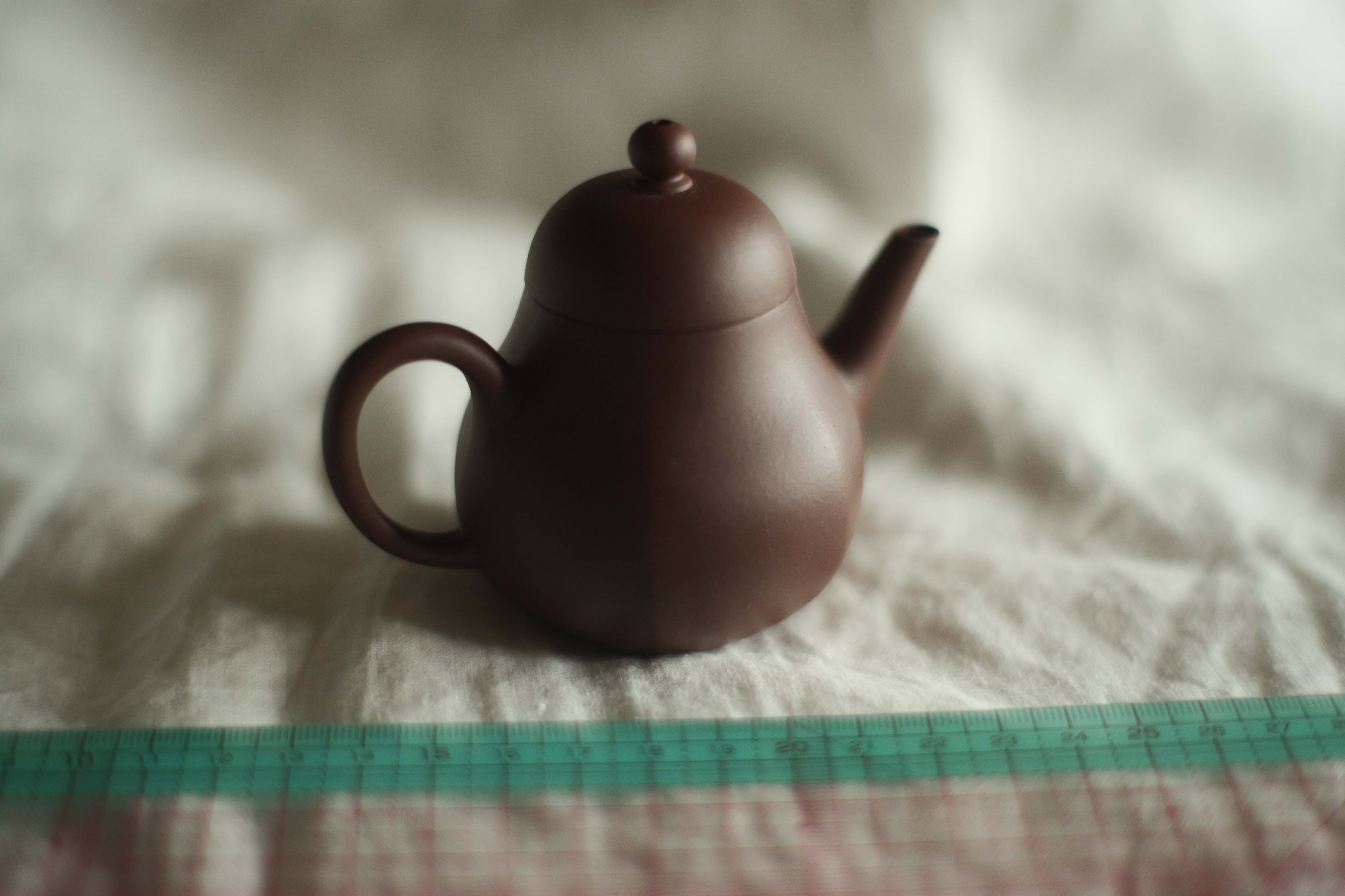 宜興紫砂壺「六方思亭」（100cc位）・紫泥「底槽青」 | 北白川糕糰店