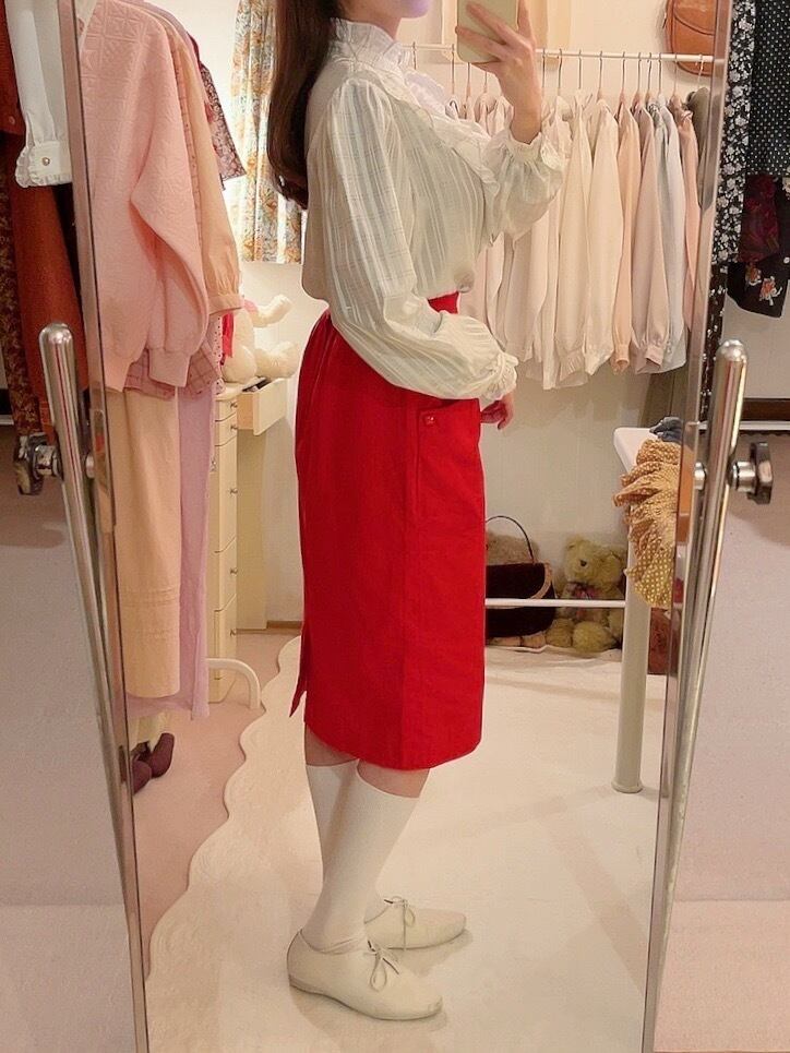 red cross belt semi tight skirt