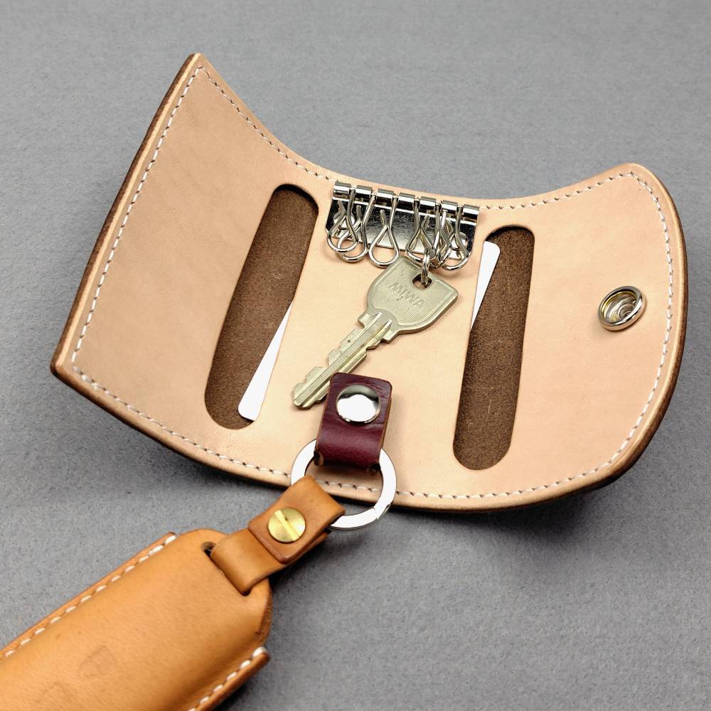 カードも入るキーケース 6連 クロムエクセル/ヌメ革 バーガンディ