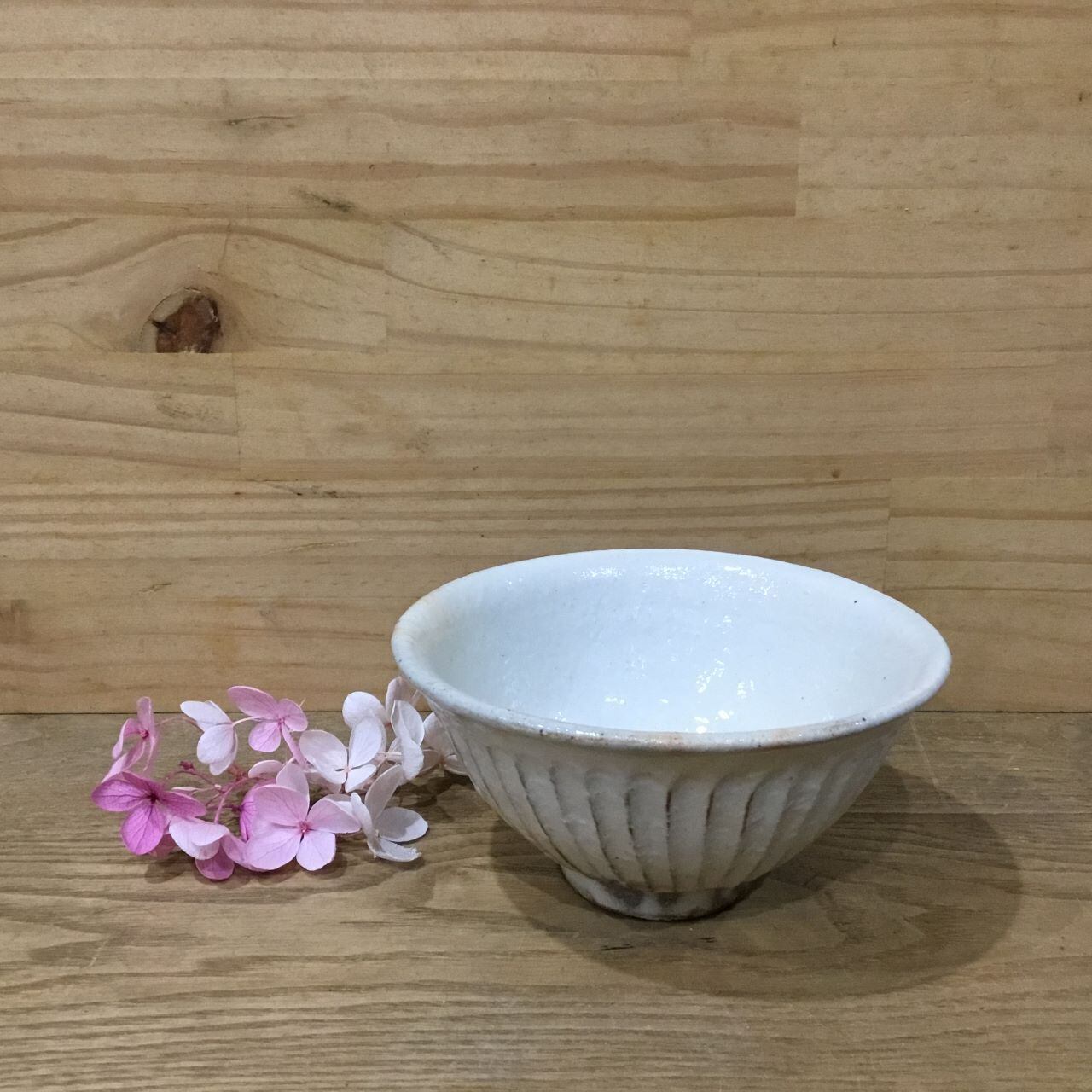 俊彦窯 しのぎ手飯茶碗 掛け分け 丹波立杭焼 兵庫県【清水俊彦】【伝統