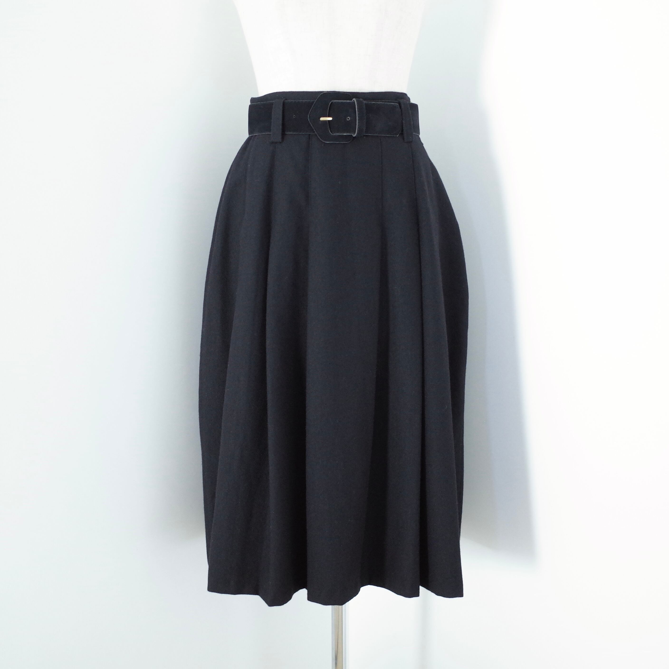 Italy belted wool skirt