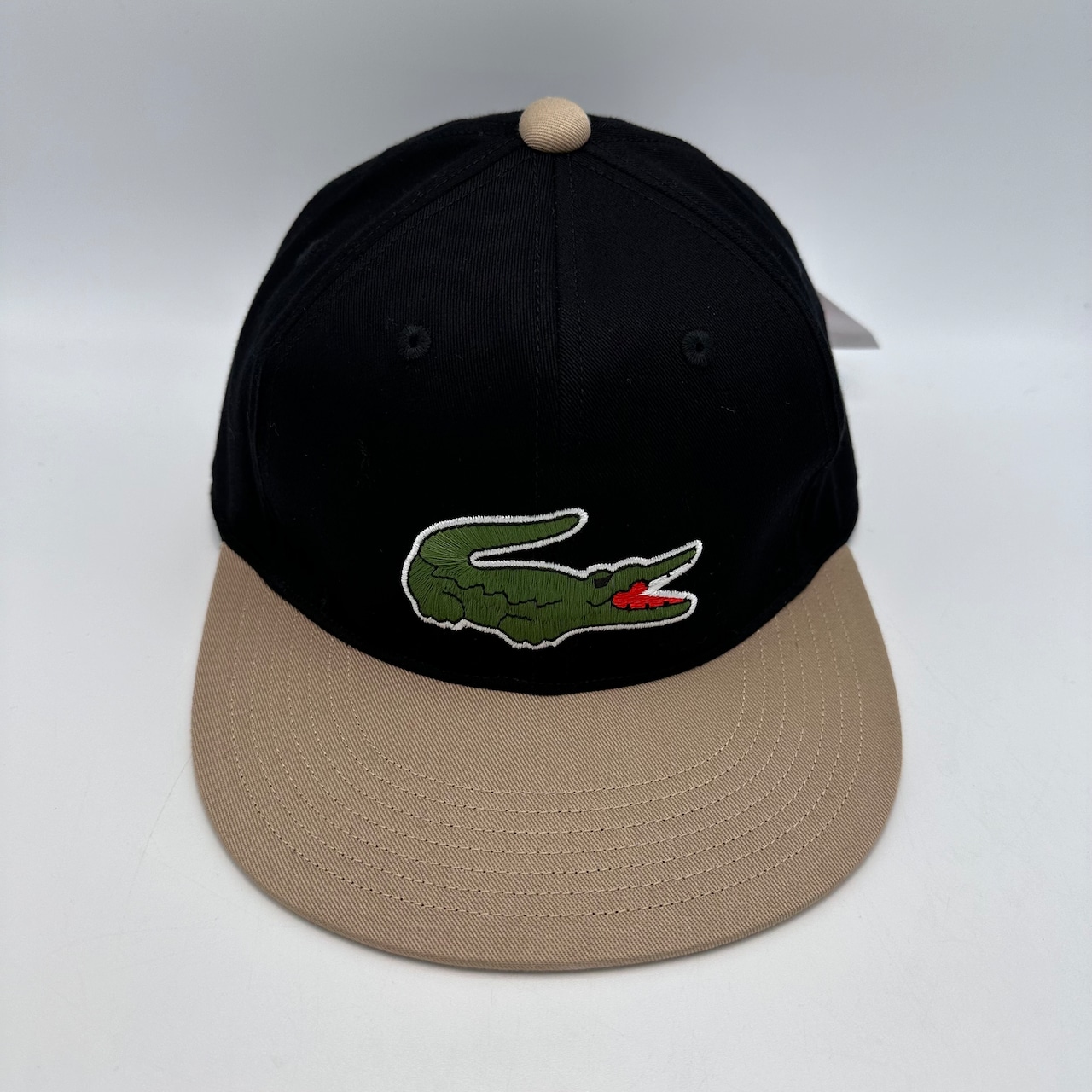 LACOSTE FLAT VISOR CAP 全2種