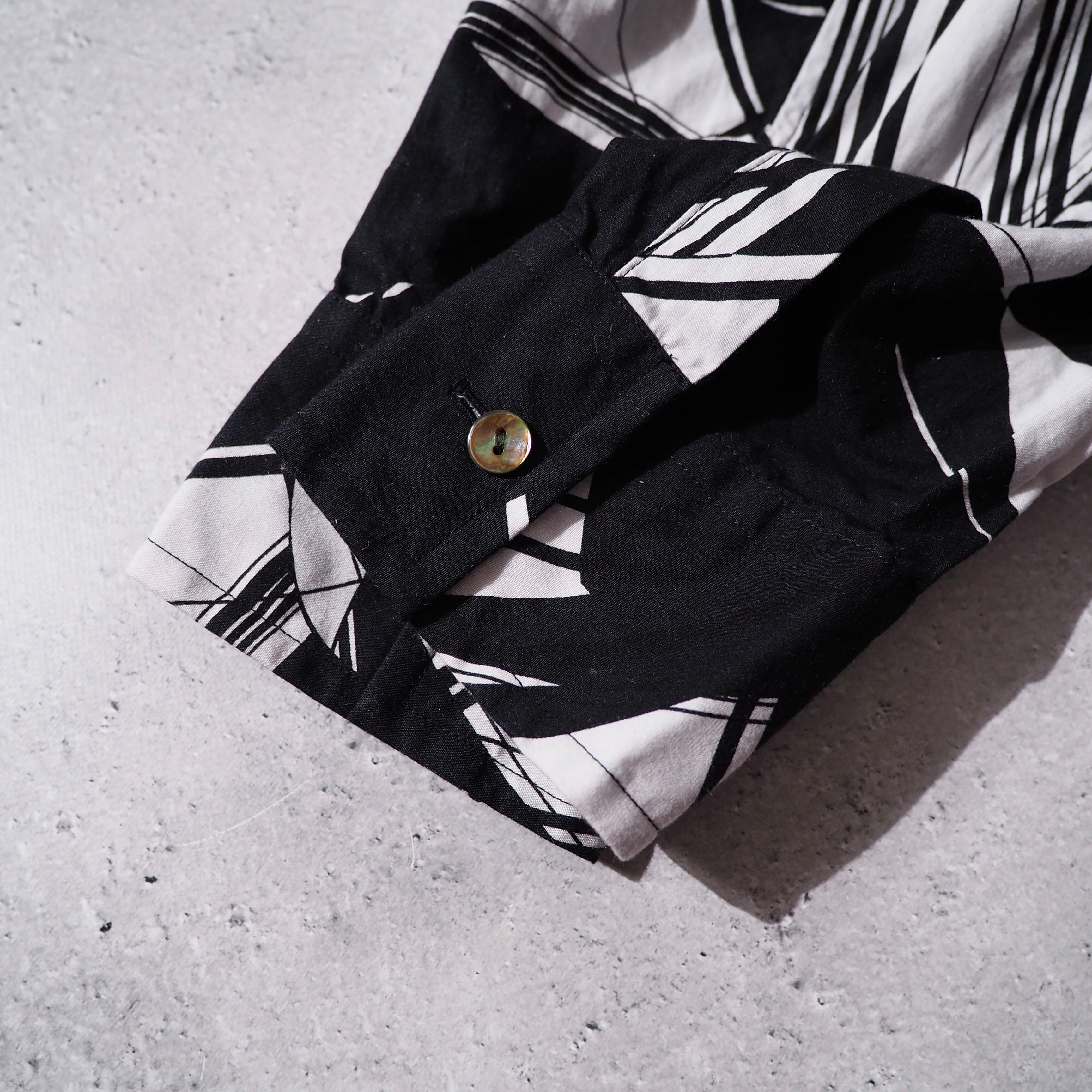 ” KATHARINE HAMNETT LONDON ” geometric contemporary art pattern design shirt