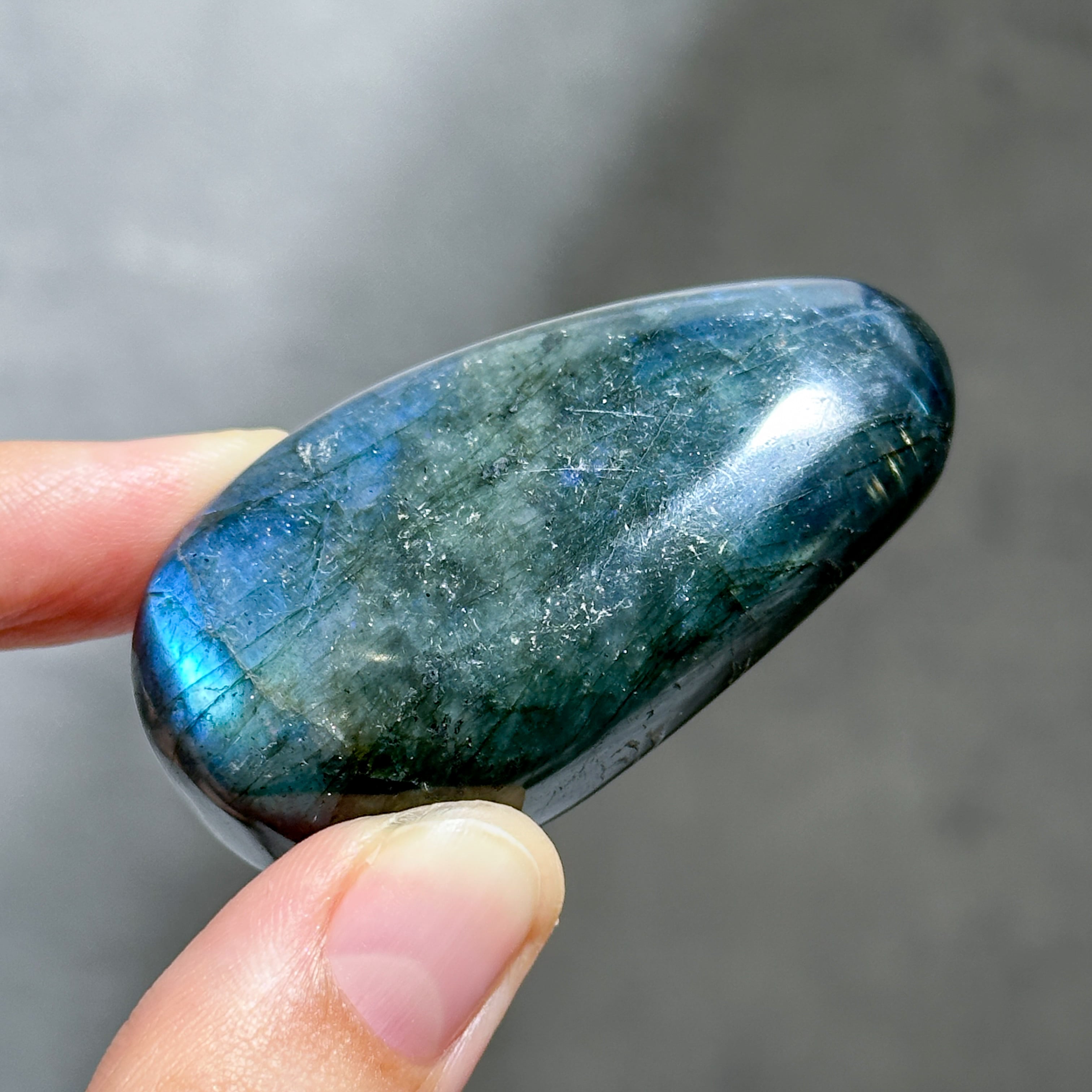 ラブラドライト パームストーン64◇ Labradorite palm stone