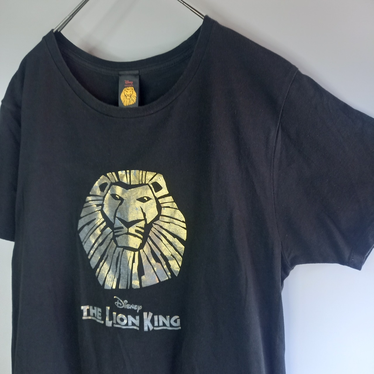 ディズニー　ライオンキング　クルーネック　カットソー　半袖　ビッグロゴ　黒　L