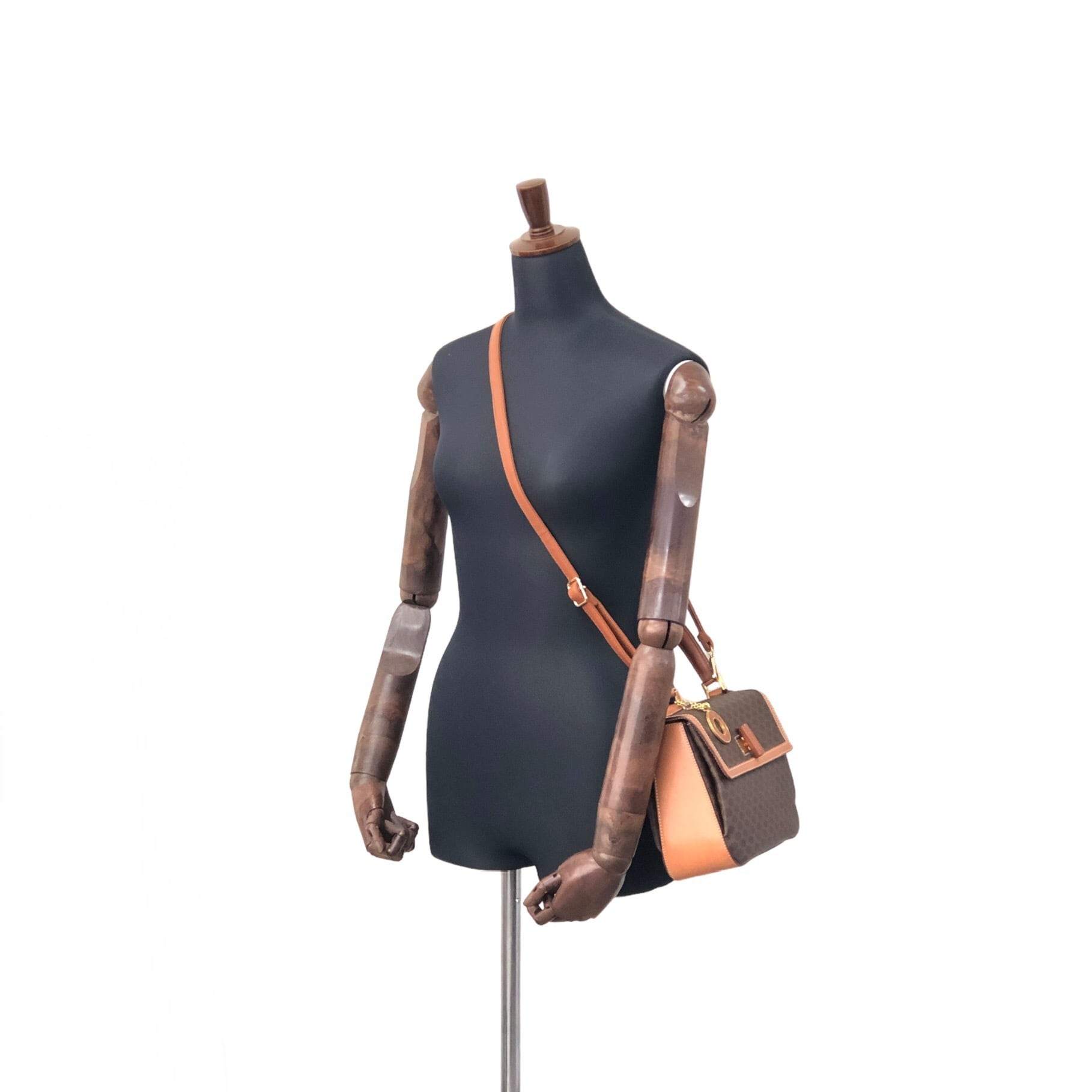 CELINE セリーヌ マカダム ターンロック チャーム レザー 2way CELINE セリーヌ マカダム ターンロック チャーム レザー 2way