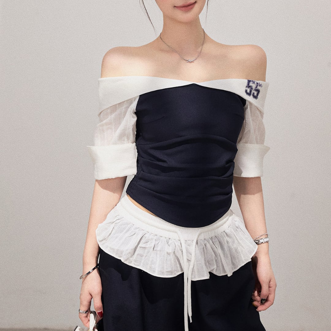 オフショルダーチュールレイヤードトップス&ワイドパンツセットアップ A32