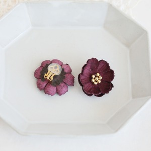 【布花】コスモス × メタルフラワー （ピアス・イヤリング）