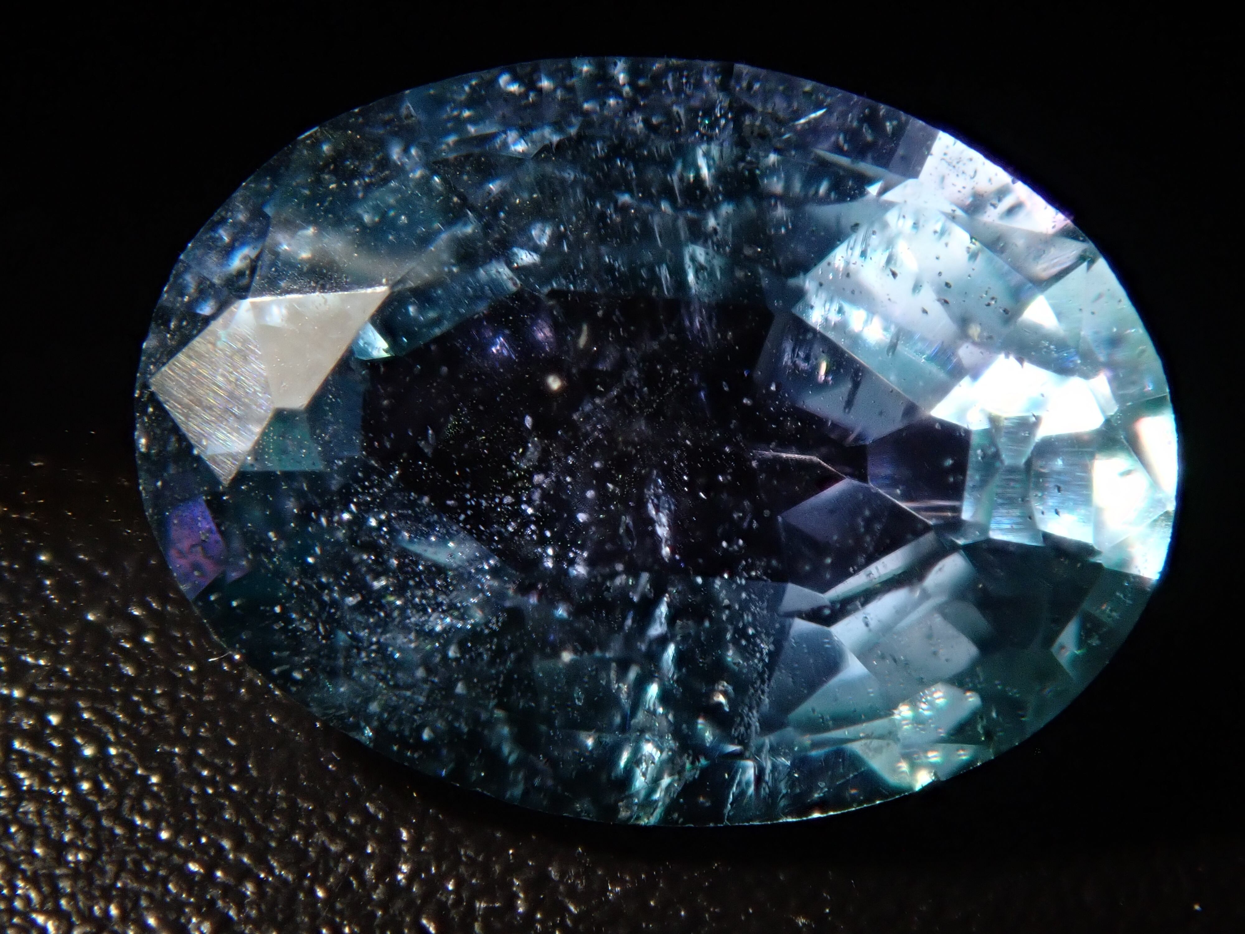 マダガスカル産コーネルピン 0.934ct | Pay ID
