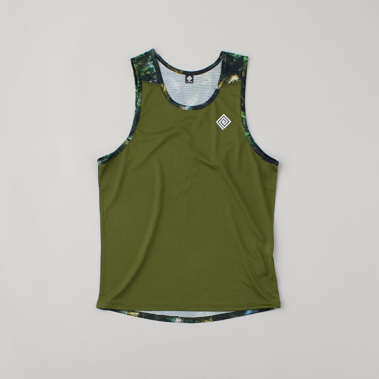 ELDORESO(エルドレッソ)Kipurui Tank -Olive メンズレディースランニングノースリーブ | unite(ユニテ ) ELDORESO(エルドレッソ)Kipurui Tank -Olive メンズレディースランニングノースリーブ | unite(ユニテ )