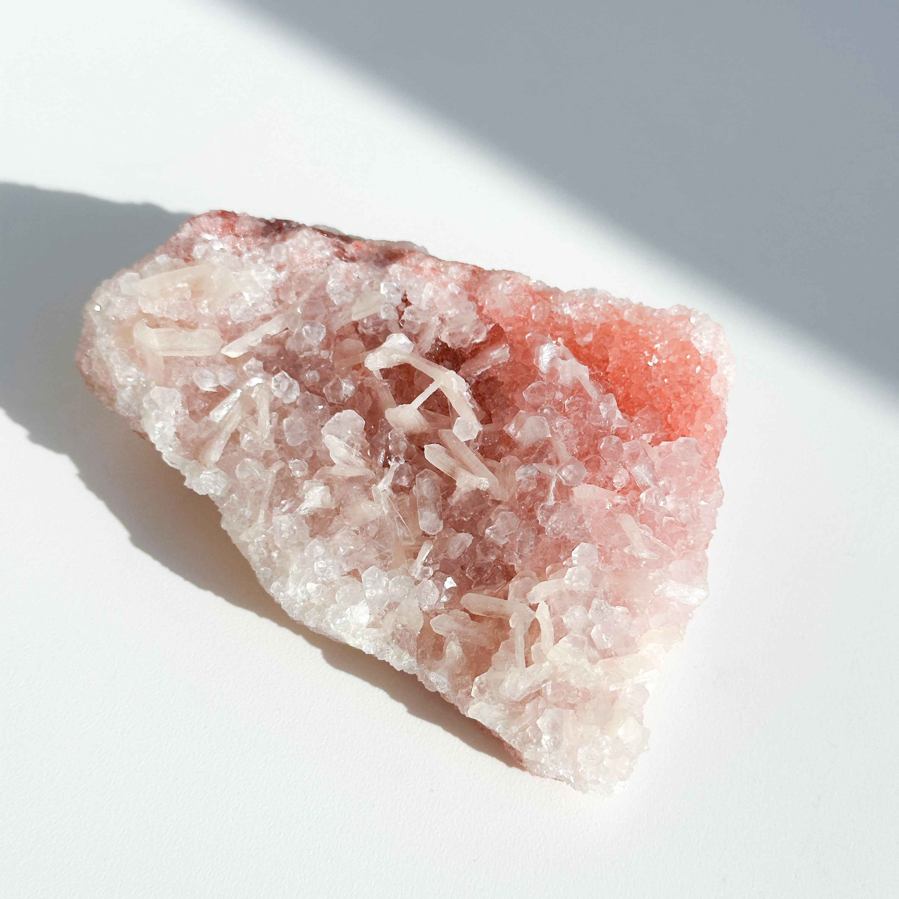 レッドアポフィライト(スティルバイト共生) 13◇Red Apophyllite