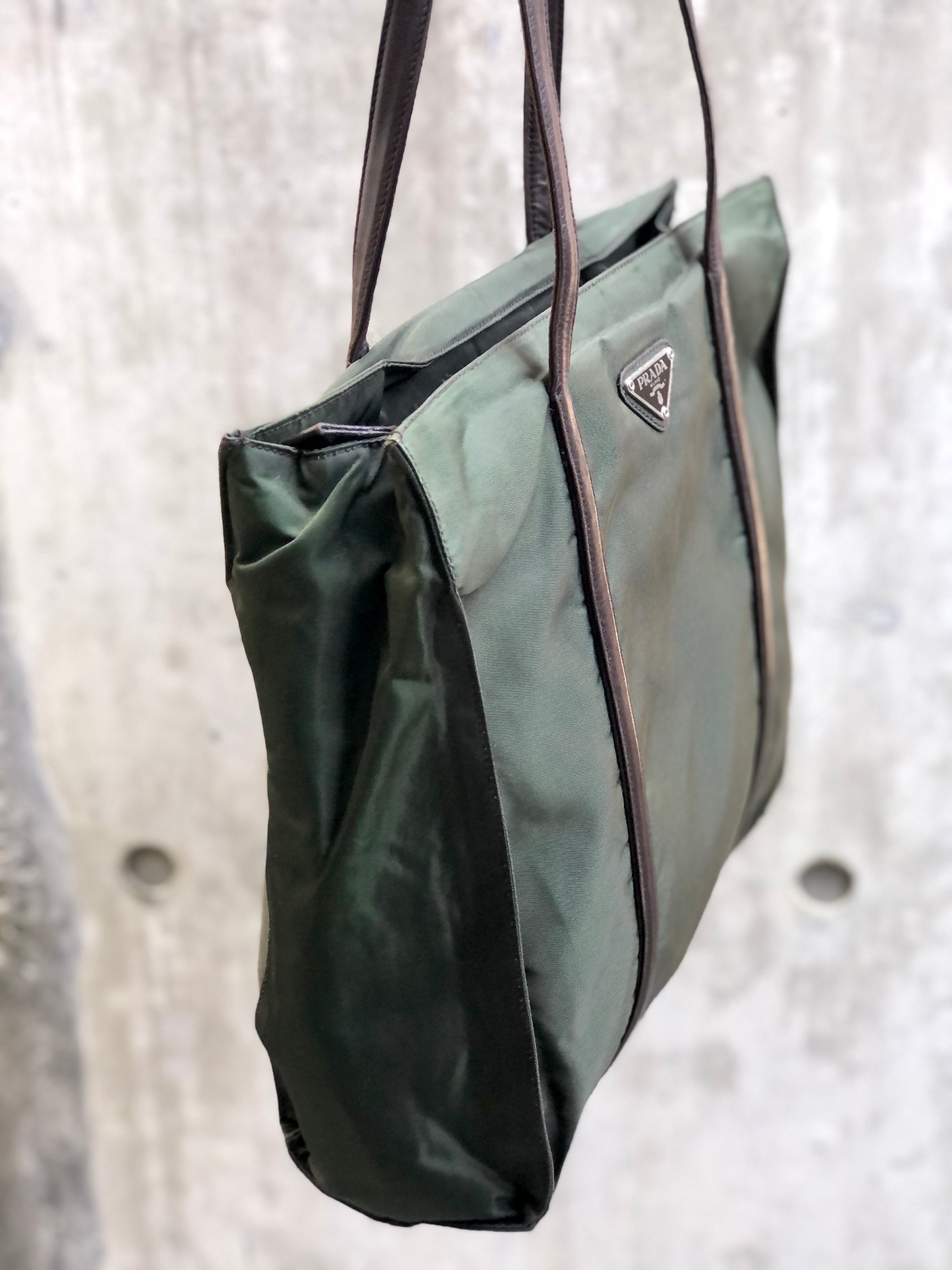 PRADA プラダ　トライアングルロゴ　ナイロン　トートバッグ　カーキ　vintage　ヴィンテージ　オールド　5j2rsr |  VintageShop solo powered by BASE