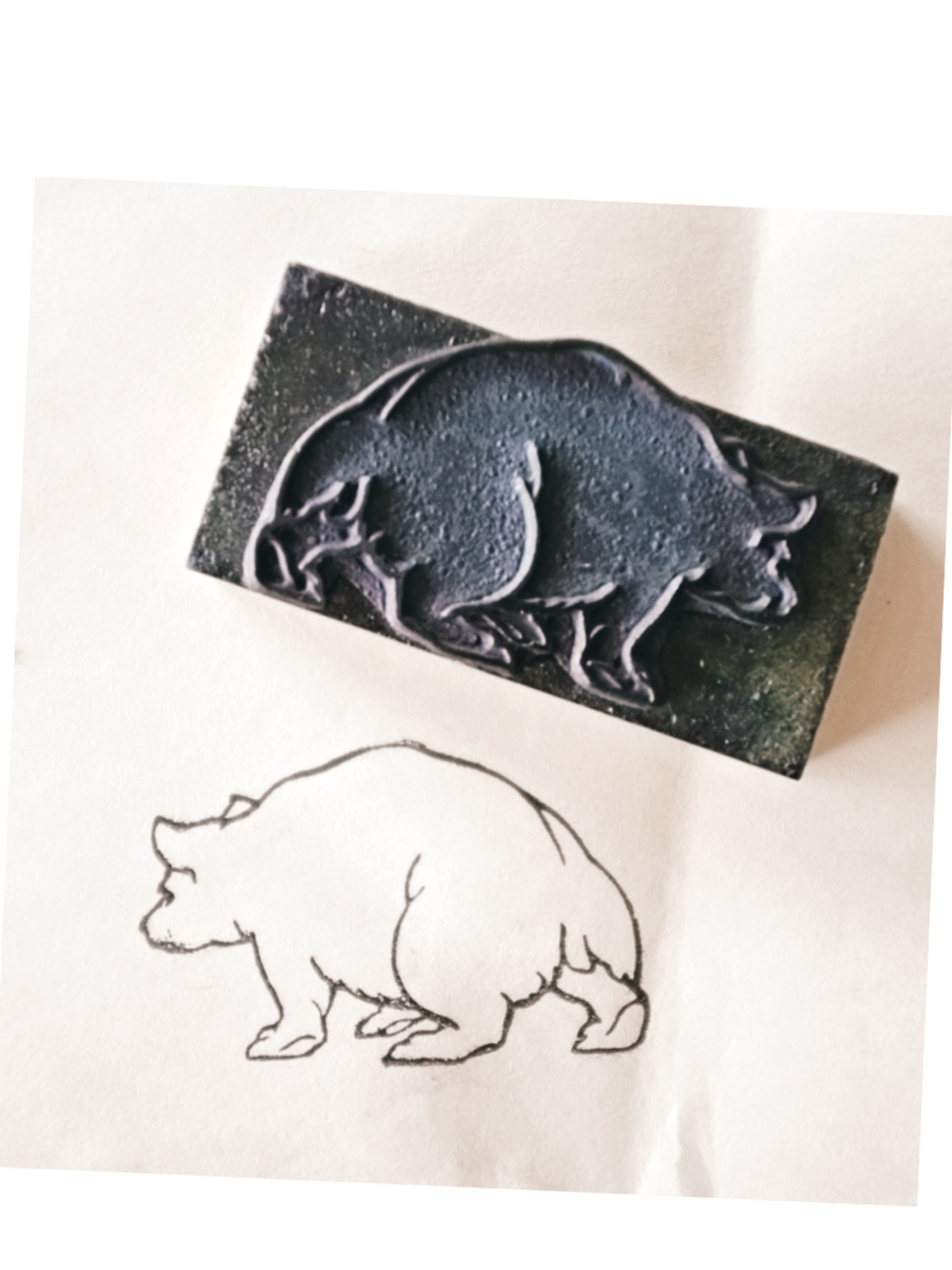 フランス 8c 大きなクマさんとメランコリーな木製スタンプ ヴィンテージ