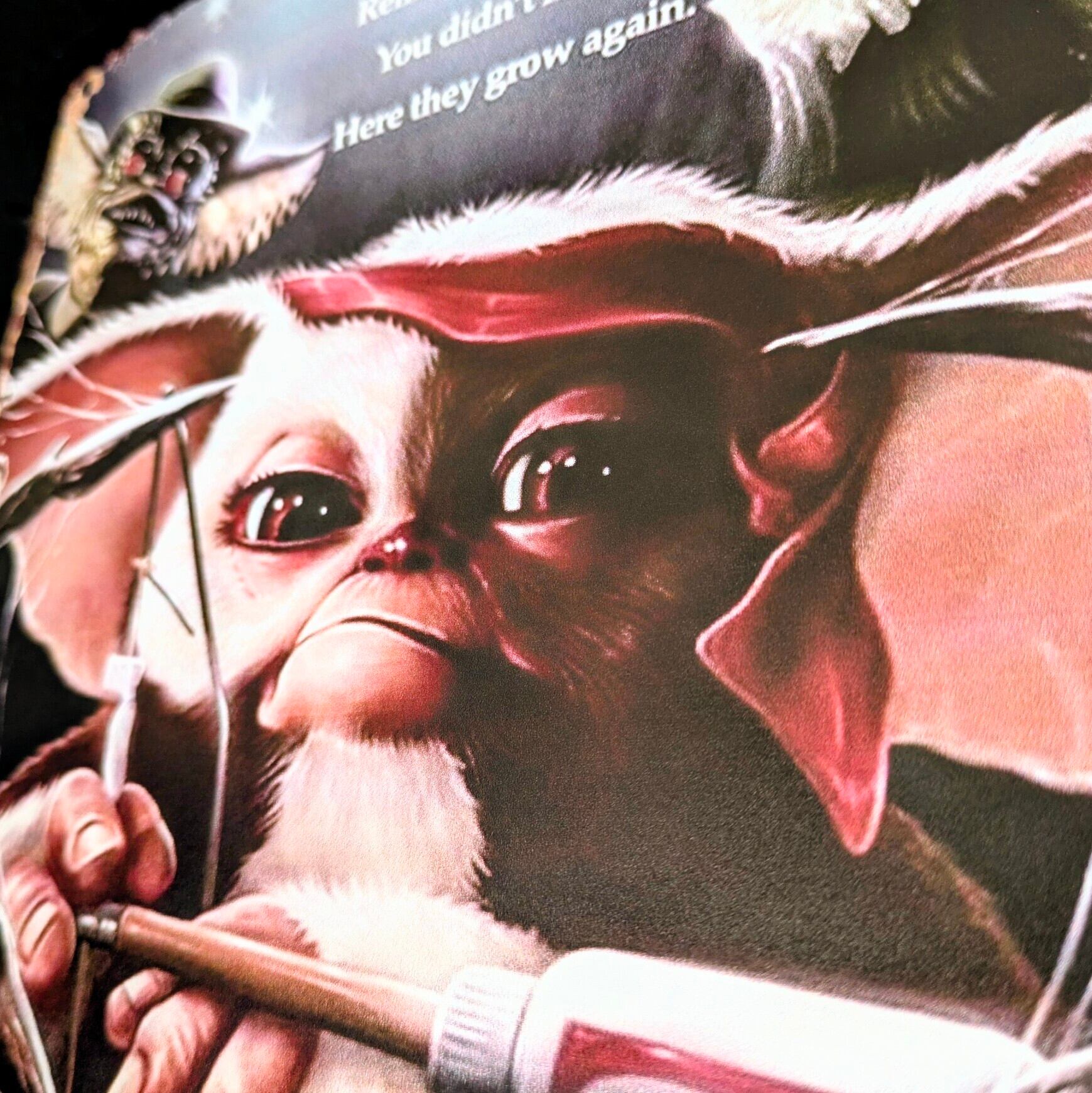 送料無料！ちょうどいいブリキ看板【 Gremlins （ グレムリン ）】ギズモ 『 Gremlins2 』 METAL SIGN / メタルサイン / ブリキ看板 / サインボード / ビンテージ加工 〚アメリカン雑貨 アメトイ〛