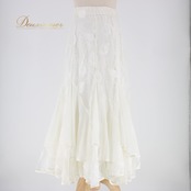 社交ダンス 衣装 スタンダード スカート レッスンウェア オールシーズン ICHIOKU イチオク 白 レース フェミニン ホワイト系 清楚 上品 スカート丈 82.5cm ウエストゴム 伸縮性 有り ダンスウェア 大きく広がる裾 ポリエステル ポリウレタン レディース 体型カバー 踊りやすい おしゃれ デザイン 花柄 シンプル ドレス 黒系 グレー系