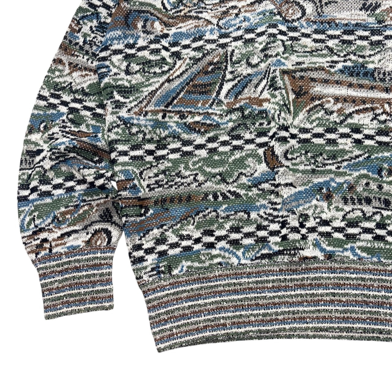 MISSONI racing car pattern V-neck sweater