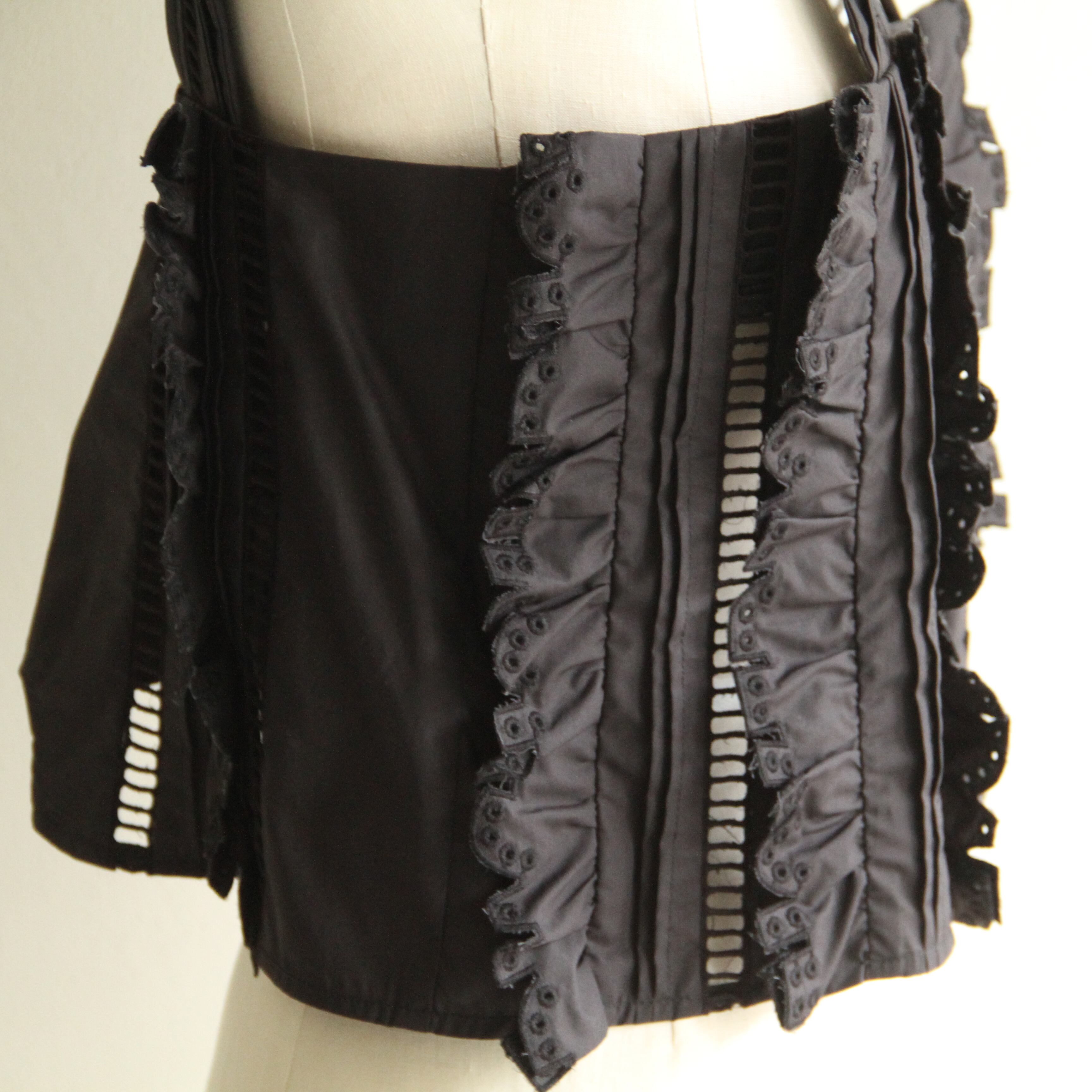 JUN MIKAMI Raffle tops | Terminal