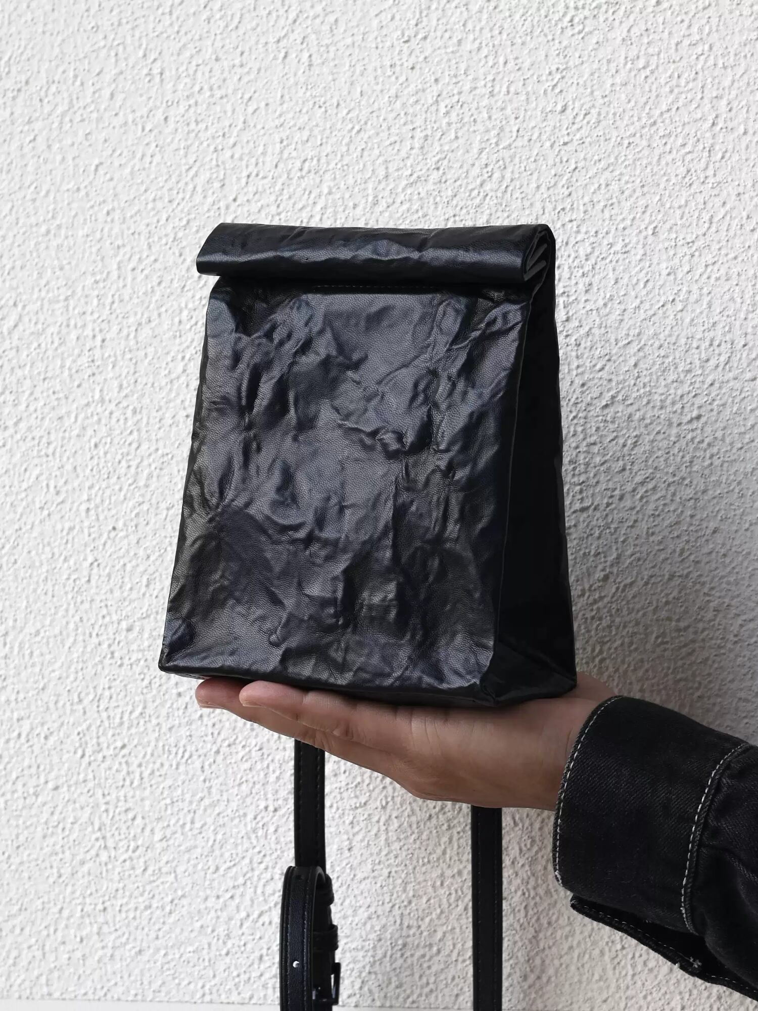 【ORV0137】Black Toast Crossbody Bag