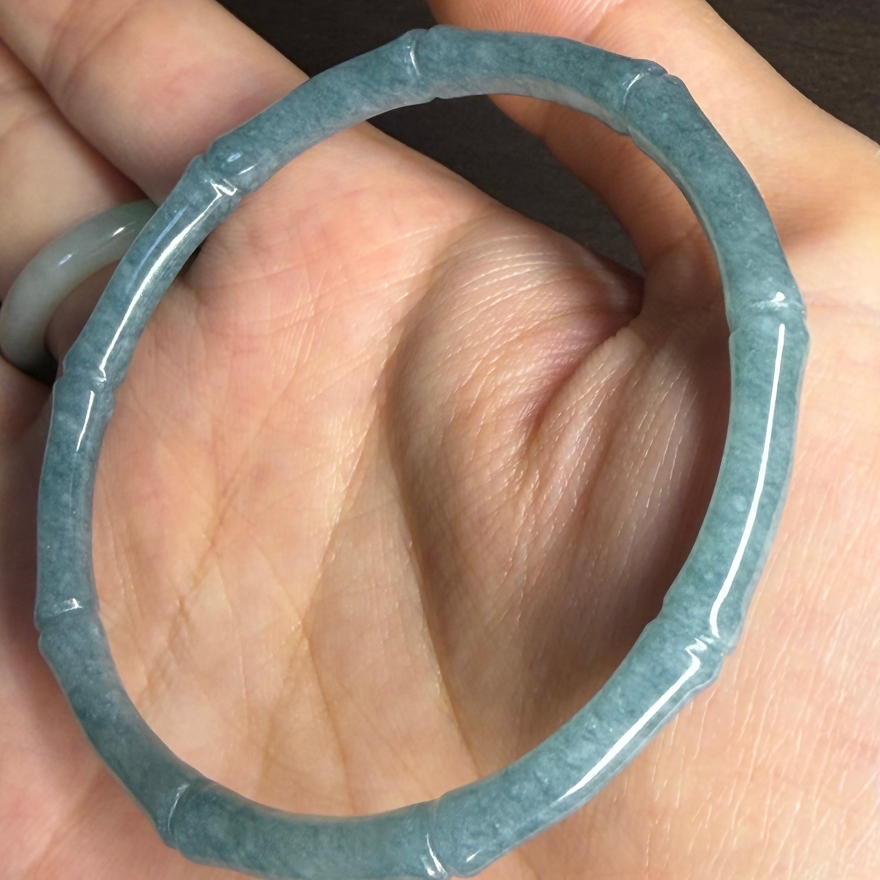 本翡翠ブレスレット バングル グァテマラ産 みずみずしい 竹模様