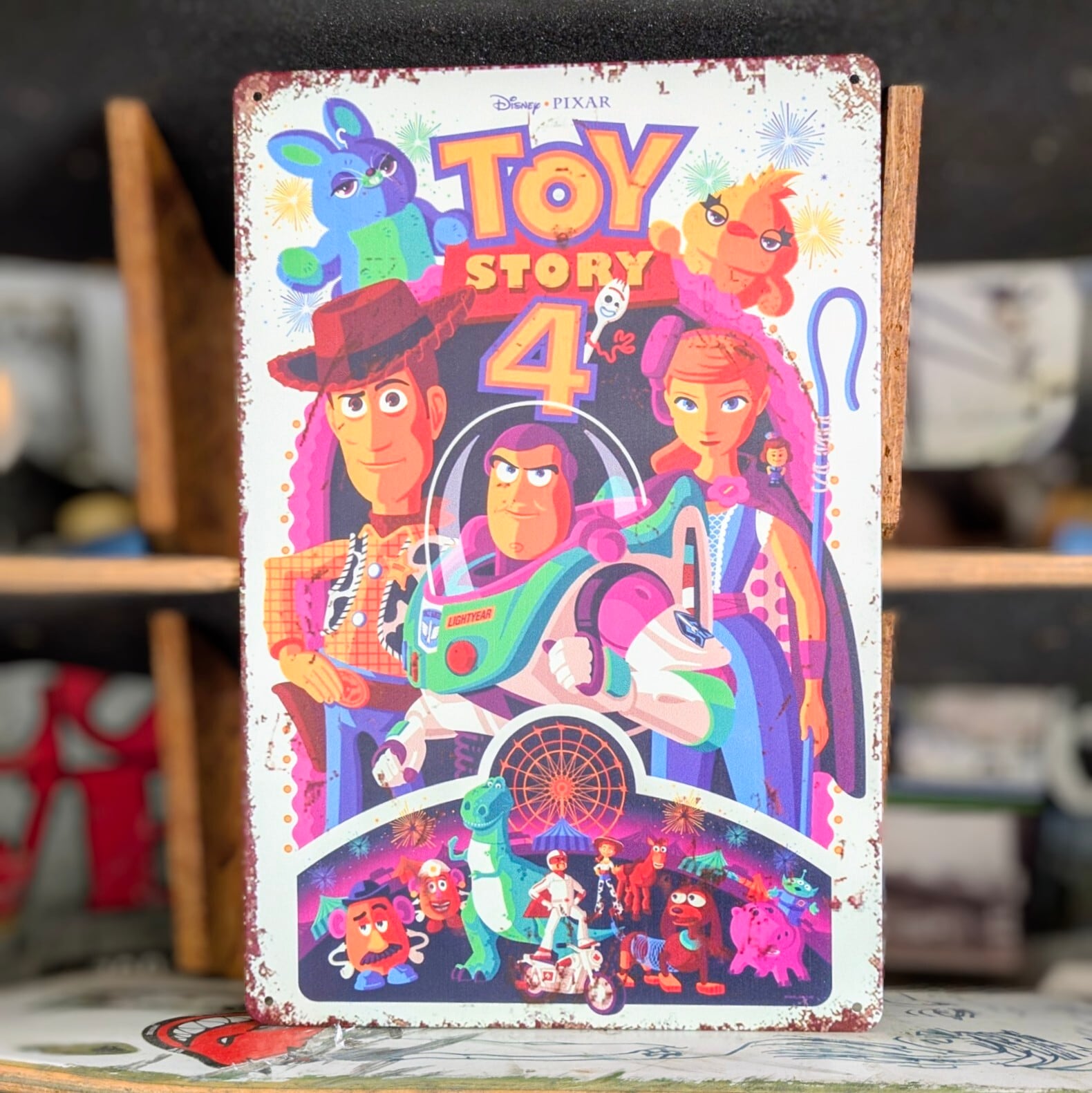 送料無料！ちょうどいいブリキ看板【 TOY STORY4（ トイ・ストーリー4 ）】 トイストーリー / METAL SIGN / メタルサイン / ブリキ看板 / サインボード / ビンテージ加工 〚アメリカン雑貨 アメトイ〛