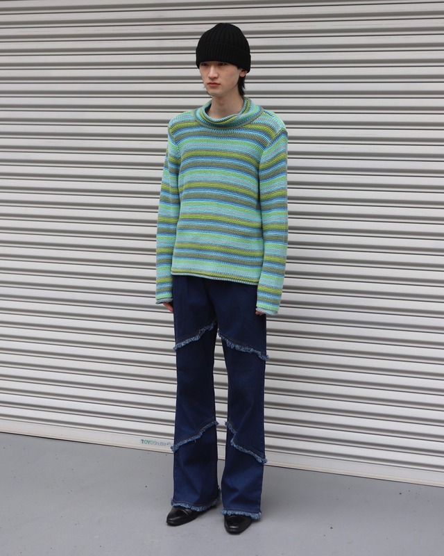 Gradient high neck knit