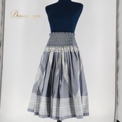 フラダンス 衣装 パウスカート ハレクアイレア グレイ系 フラ ダンス ウニ柄 カヒコ柄 可愛い ハワイアン アロハ ハワイアンプリント ホワイト系 レッスン 練習 日本製 明るい エレガント プリントデザイン かわいいデザイン