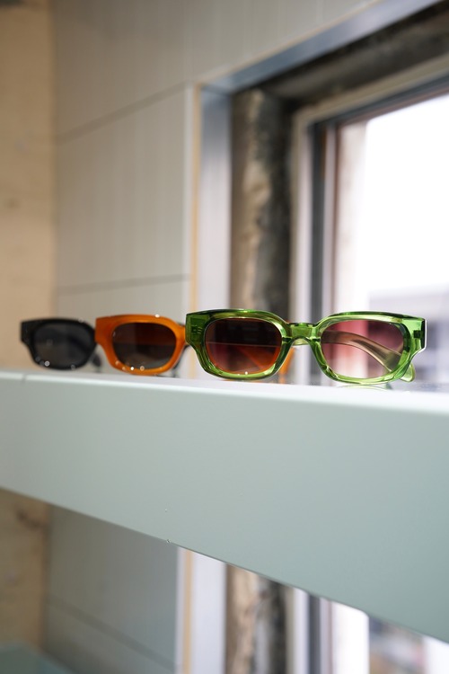 BASIC SUNGLASSES