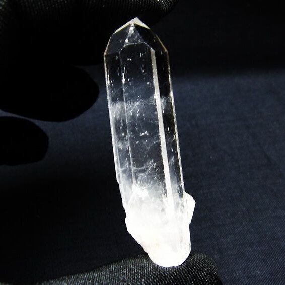 水晶 原石 アーカンソー産 一点物 171-7203
