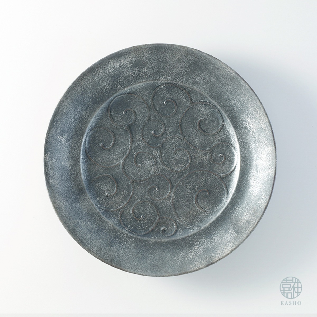 銀錆銀河-プラチナ-｜唐草リム皿｜φ約19cm | 三川内焼｜平戸嘉祥｜直販 