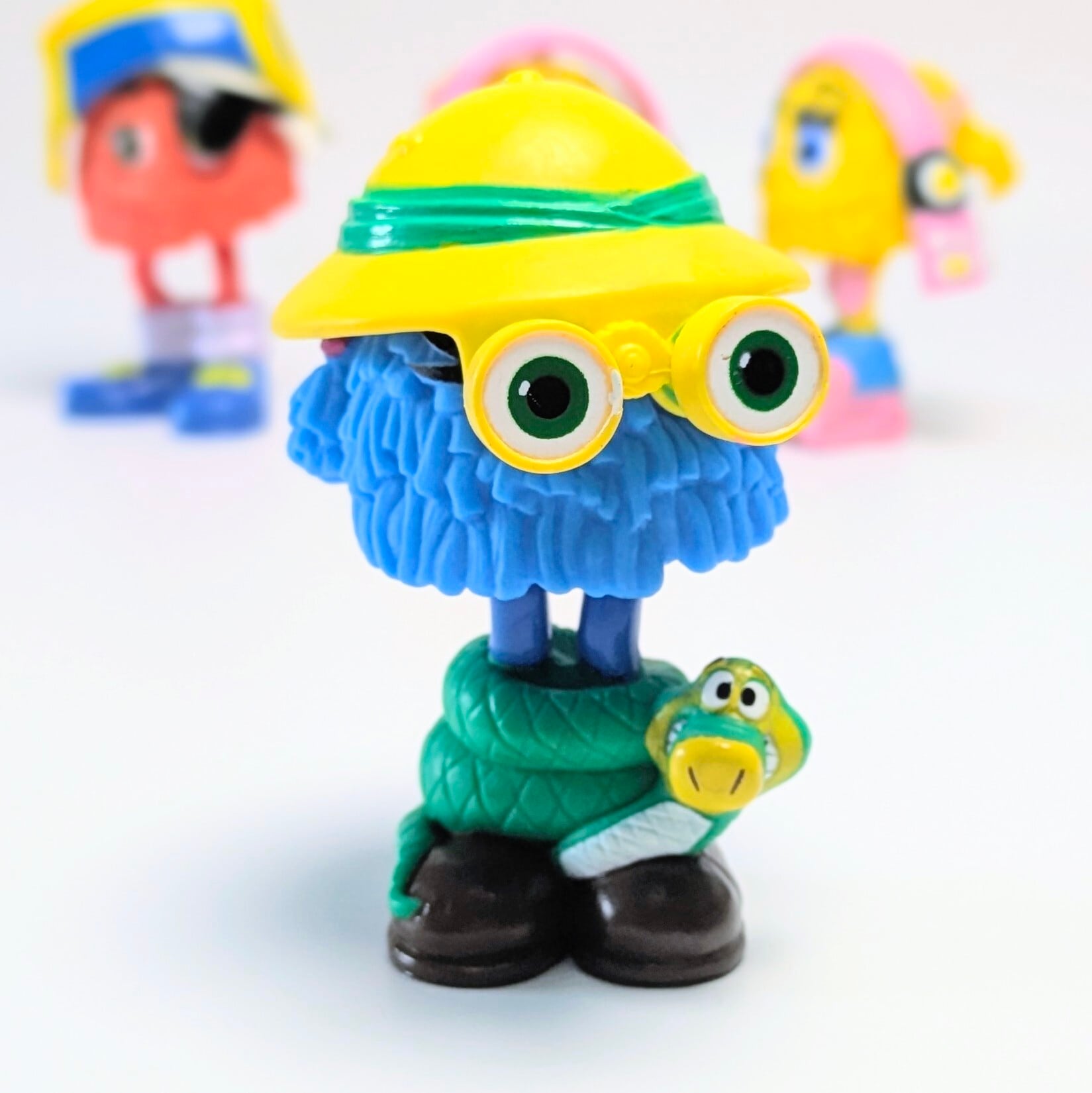 ♧☆VINTAGE 1989☆【 McDonald's / マクドナルド 】1989 McDonald's Happy Meal Toy "Funny Fry Friends" 『 Tracker (トラッカー) / 探検家』Happy Meal Toy / ミールトイ / フライキッズ / フライガイ / フライガール 〚アメリカン雑貨 アメトイ〛