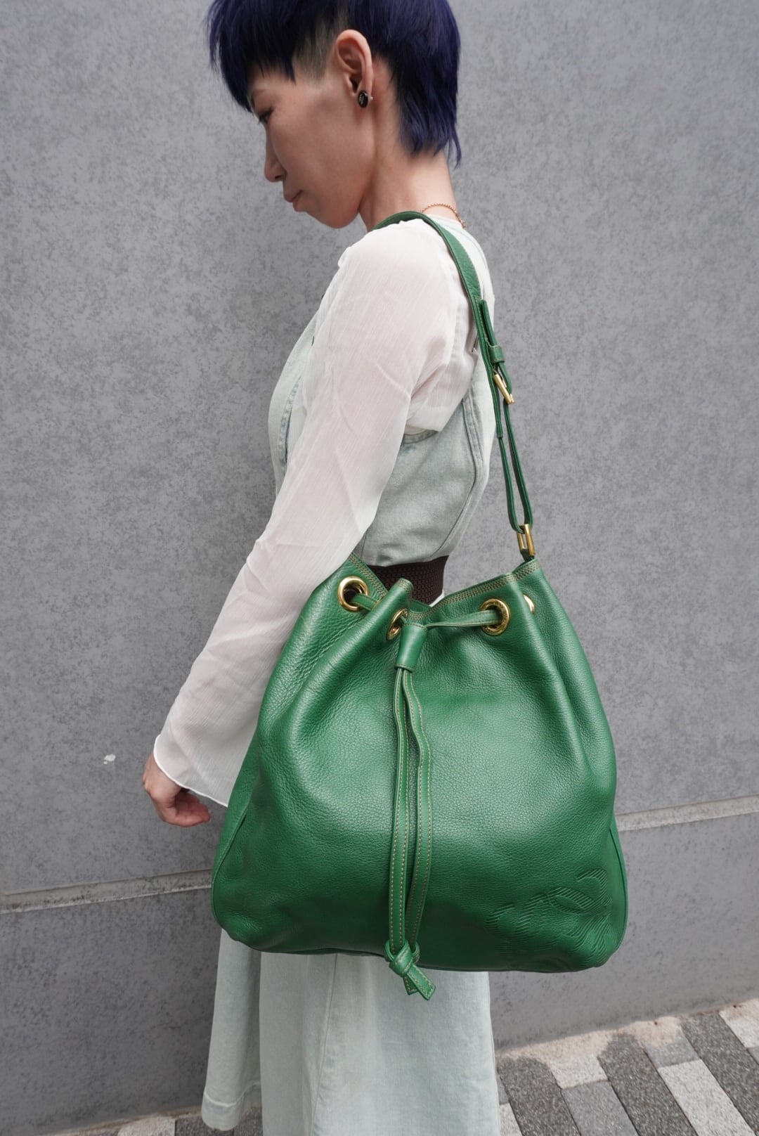 LOEWE ロエベ ショルダーバッグ グリーン アナグラム ナッパレザー