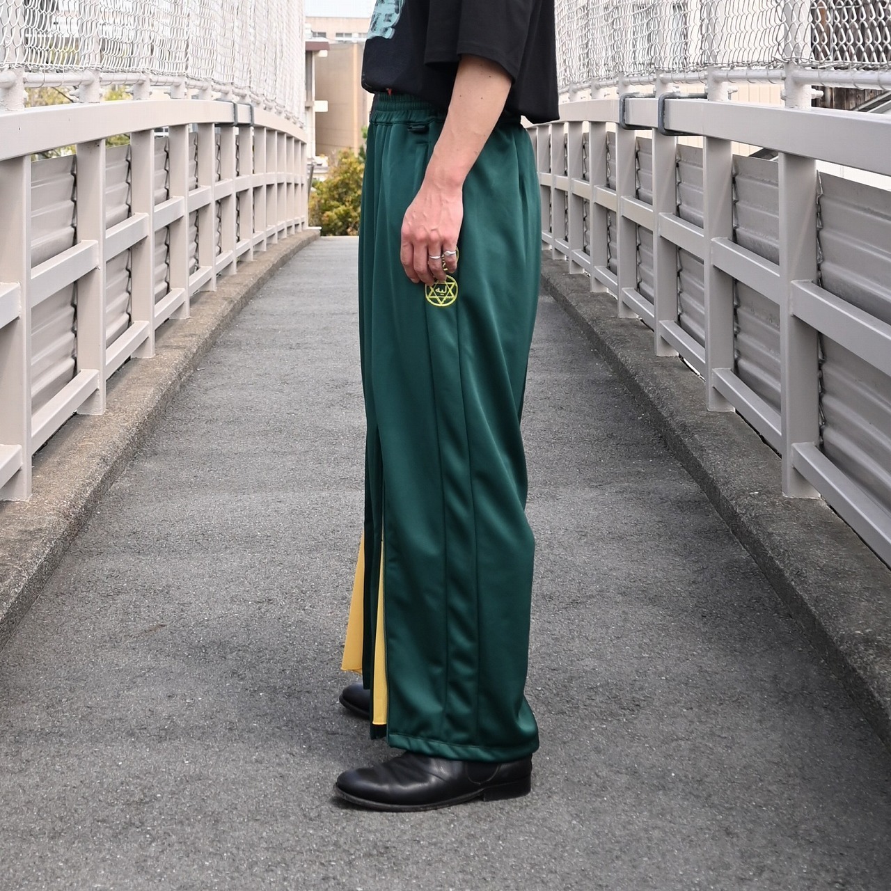 Leh / Zip Wide Track Pants　style