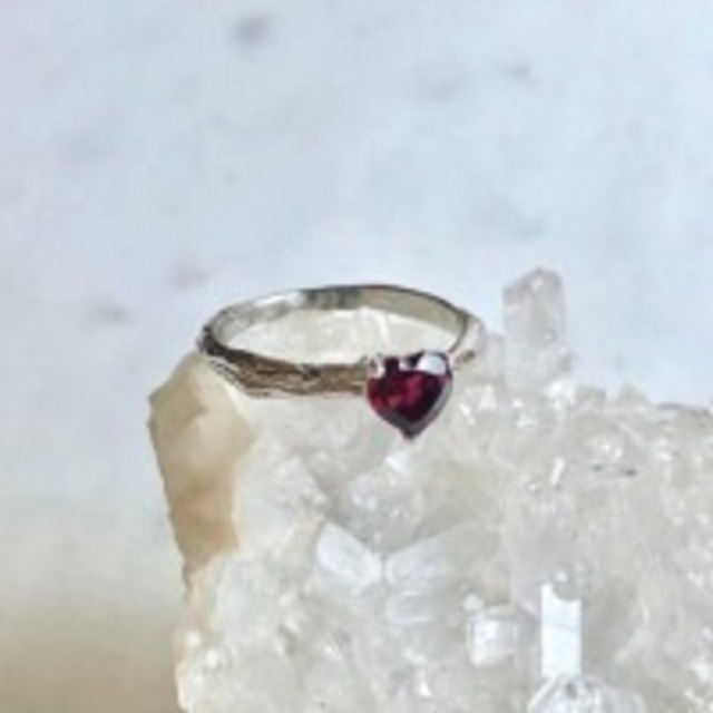 【ガネーシャ様の神前にてアチューメント】【希少・超美石】ロードライトガーネット　ハート　リング　14号　商品番号　9290