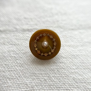 1粒パール&ディープマスタードゴールドフラワー 15㎜
