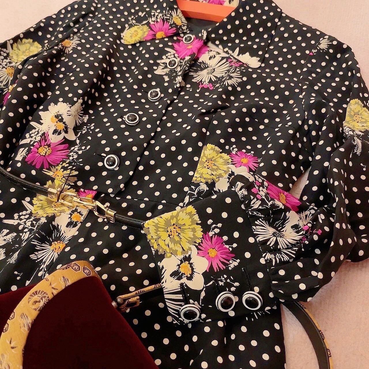 rétro flower white dot flare one-piece