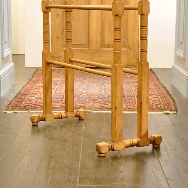 Wooden Towel Rack / ウッド タオルラック / 1911-0151 | BANSE