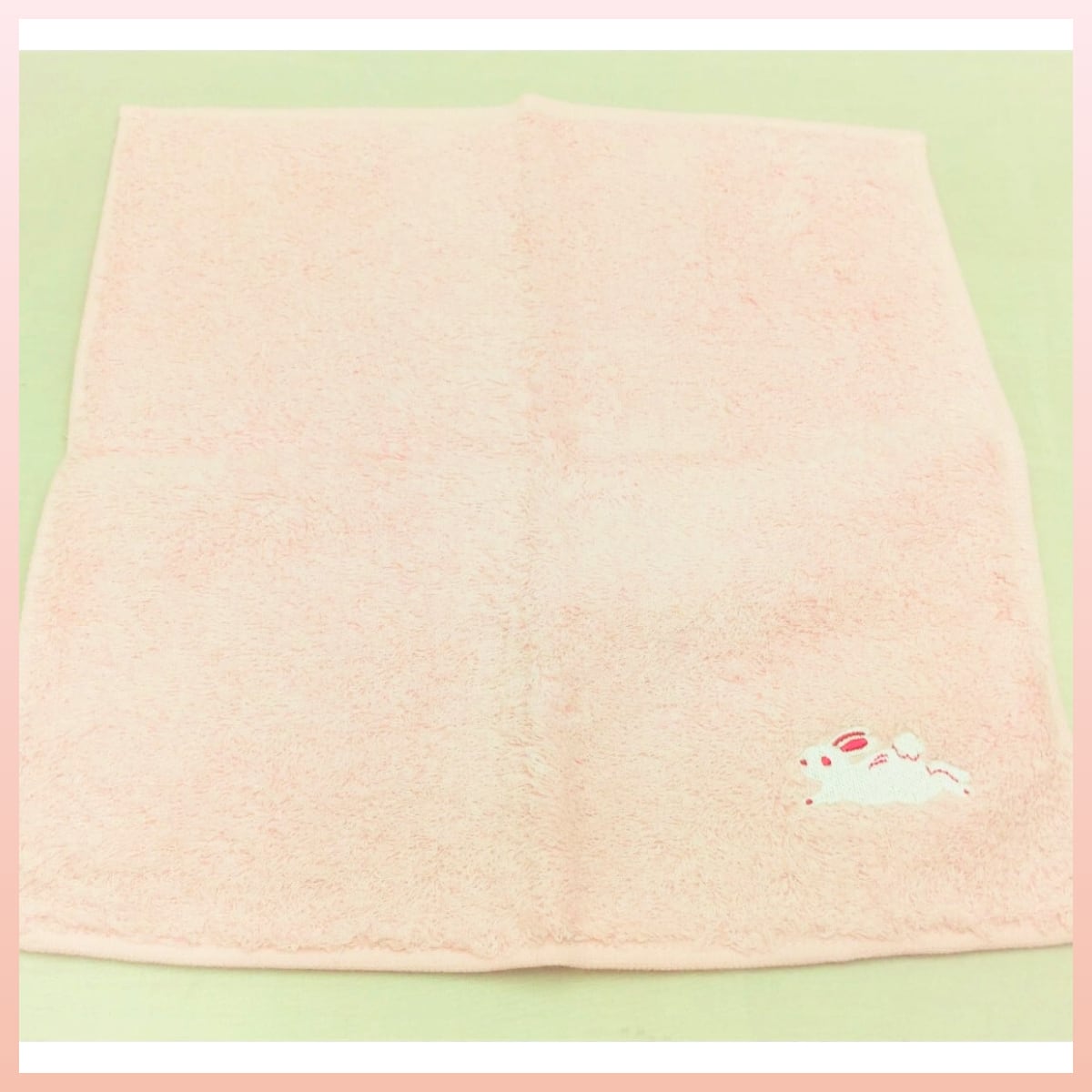くるみん 刺繍タオルハンカチ うさぎ | うさぎセレクトショップ森音