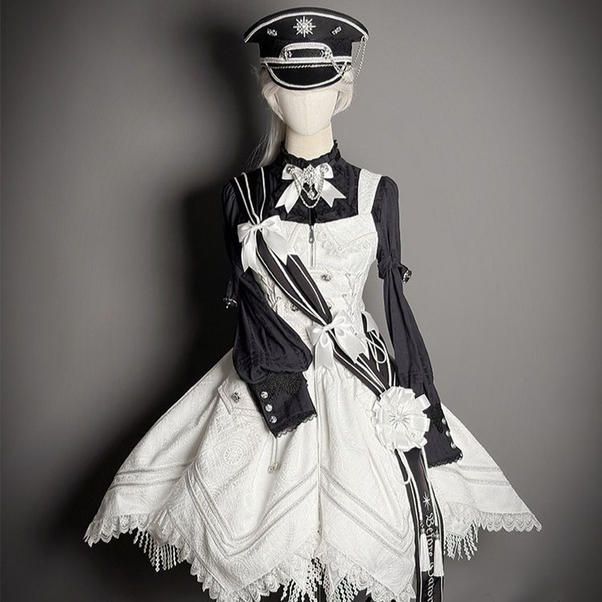 近衛聖騎士・スノーケープ・ミリタリー軍服ロリータセット：JSK