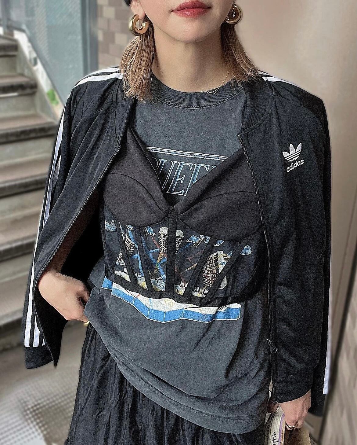 シースルーブラックビスチェ