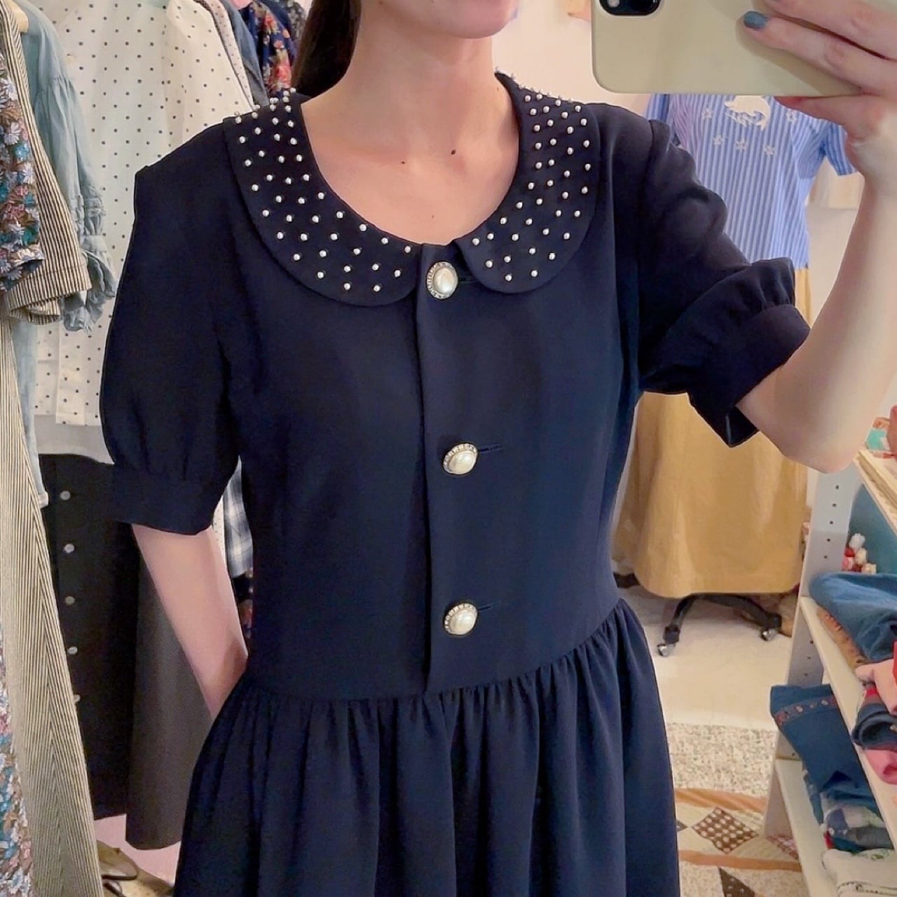 pearl big button gather one-piece