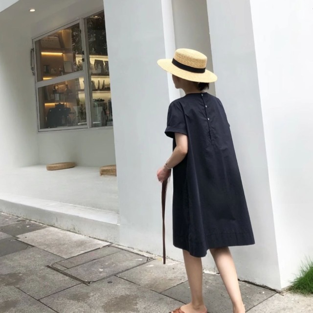 バックボタン膝丈ワンピース　00591