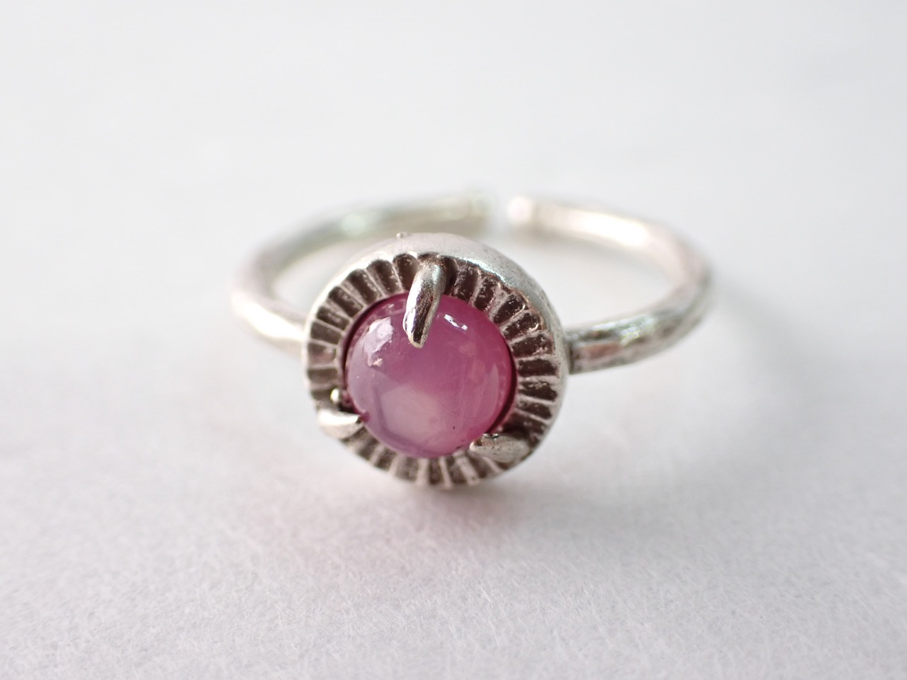 カボションカットリング（ルビー）　1.42ct　[C13‐672]