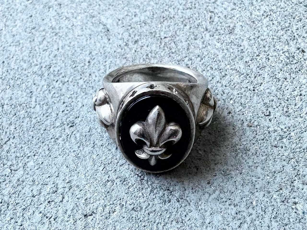 PATRICK COX Lily motif ring silver 925