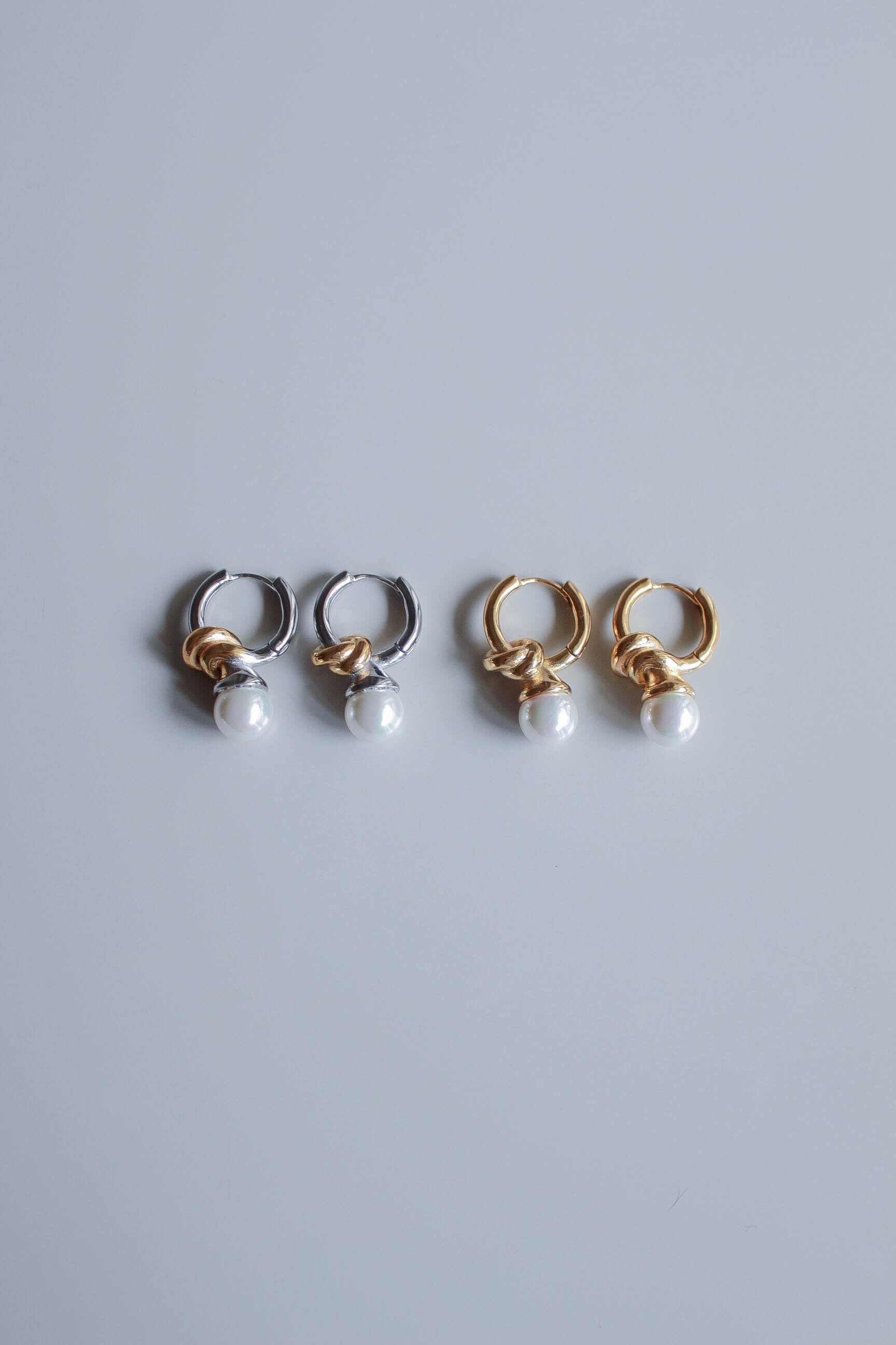 5/23(sat)発売 Knot Pearl Hoop Pierce | ebine(エビネ)|金属